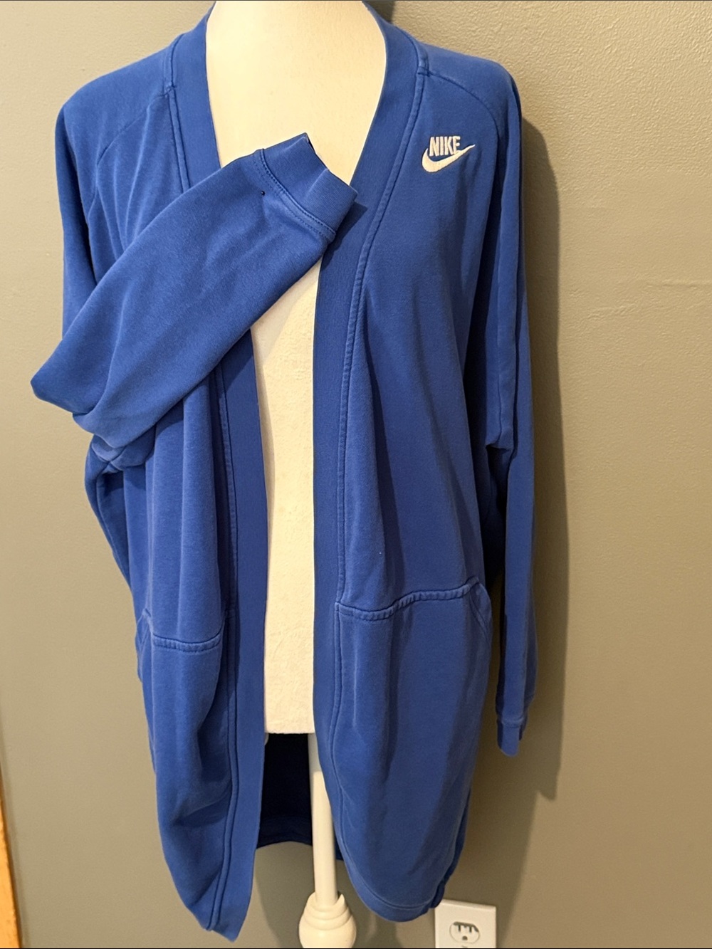 Nike Rally Club Women’s Royal Blue Open-Front Jacket/Cardigan